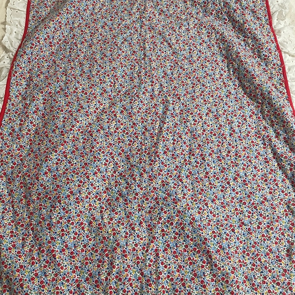 Vintage Charming Bunny Quilt with Red and Blue Accents crib/toddler bed - Picture 4 of 4